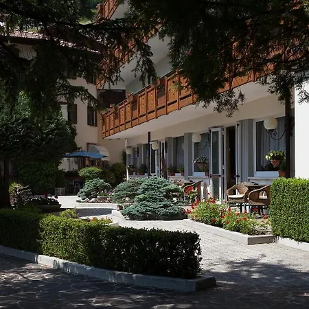 Miralago Wellness - Adults Only Molveno